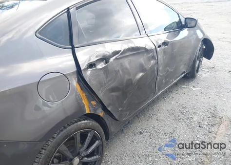 2016 Dodge Dart Sxt z USA, uszkodzony, nr VIN 1C3CDFBBXGD516182